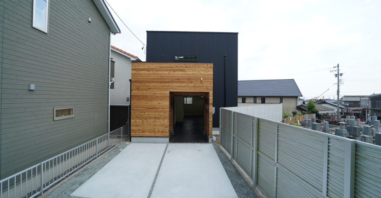 GARAGE HOUSE GALLERY