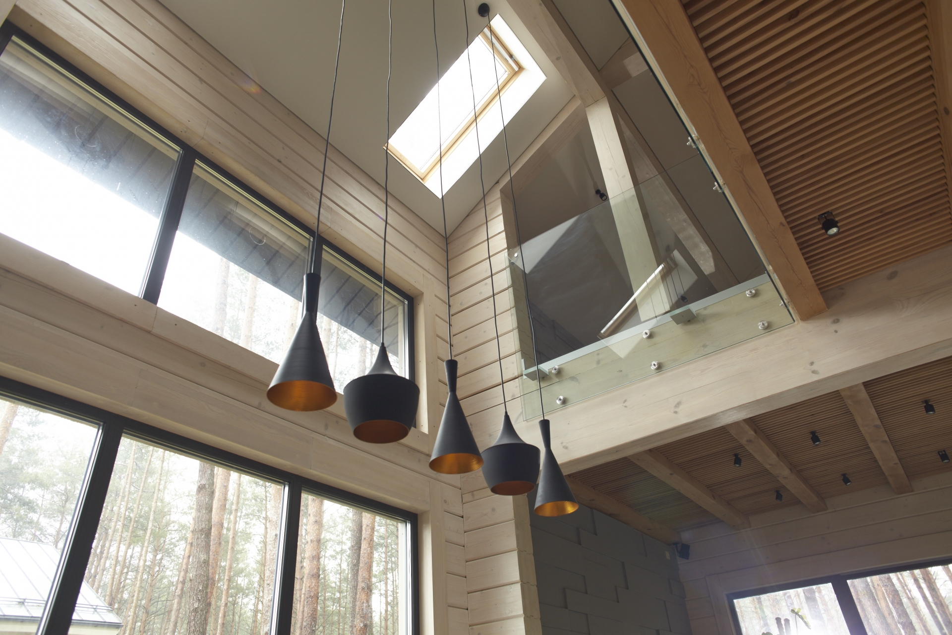 注文住宅の代表的間取り「吹き抜け」を上手く作るコツ