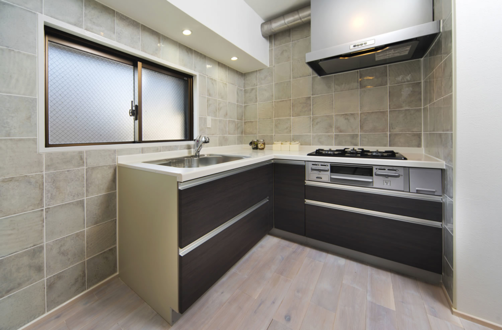 動きやすいL字キッチン