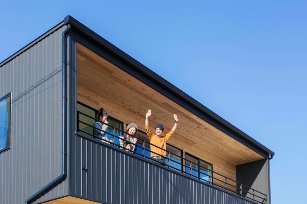 ガルバリウム鋼板の外壁