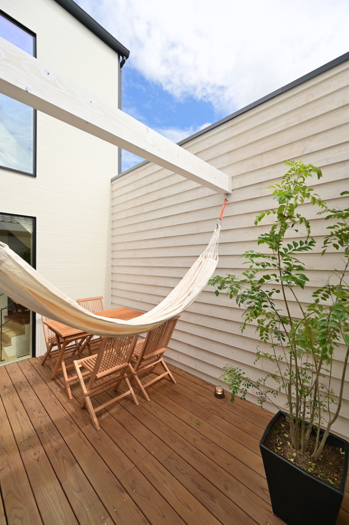 中庭　ライトコート