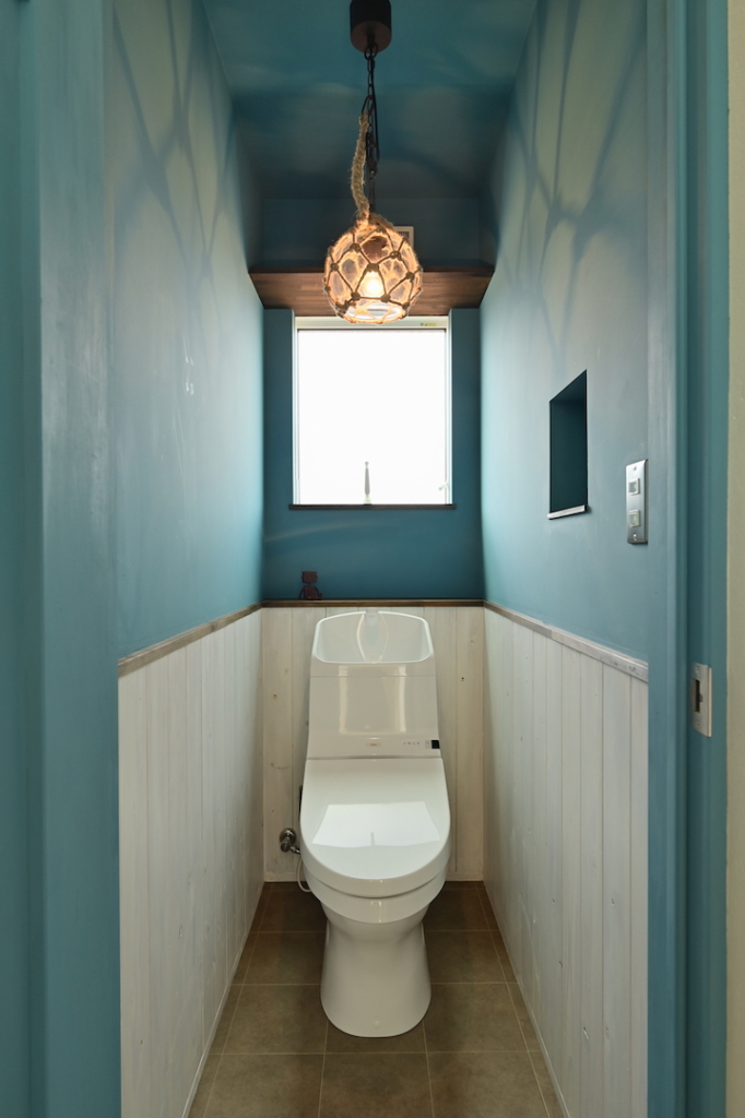 トイレ　マリンランプ