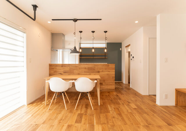 木の素材感溢れる、ナチュラルスタイルハウス【愛知県豊田市の注文住宅】