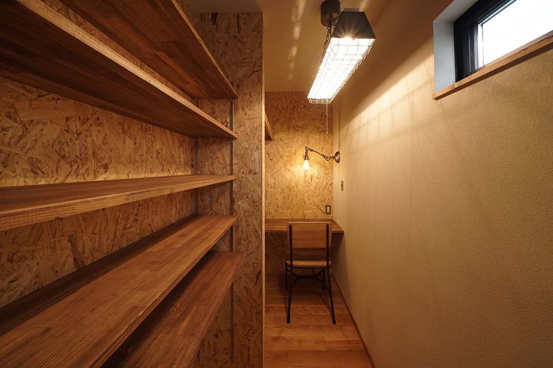 シューズクローク　書斎