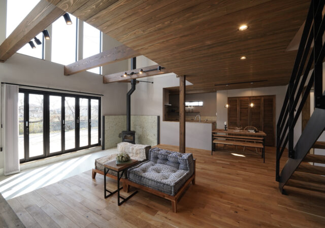 海とエレキと薪ストーブのお家【愛知県西尾市の注文住宅】