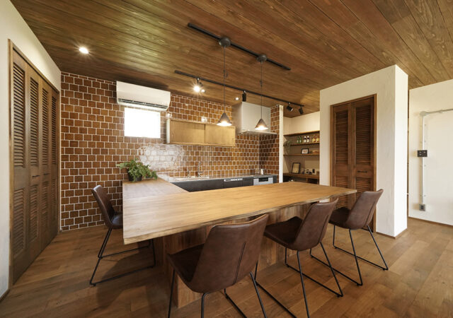 ヴィンテージフラットハウス【愛知県豊田市の注文住宅】