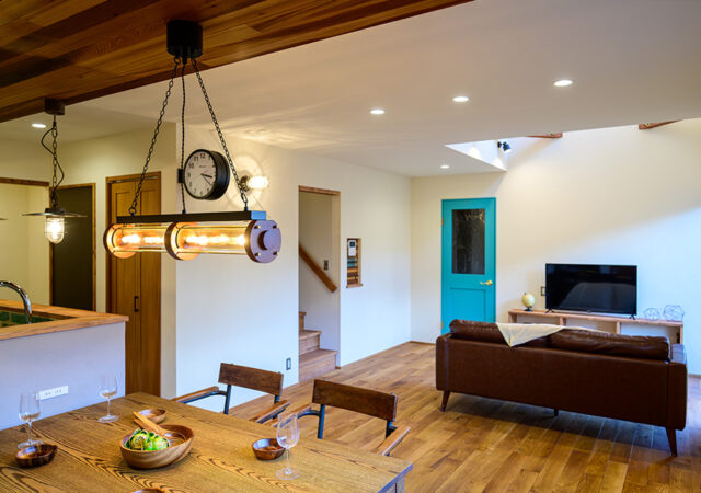 アメリカンレトロハウス【三重県亀山市の注文住宅】