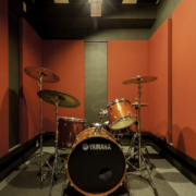 ドラム　防音室